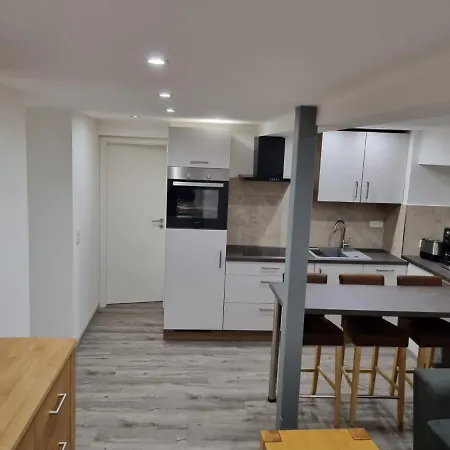 Apartment Kamelia
