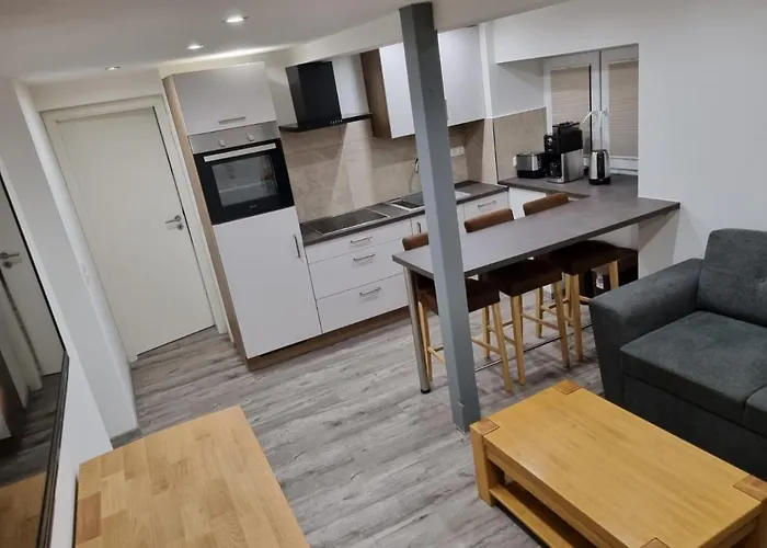 Apartamento Kamelia *